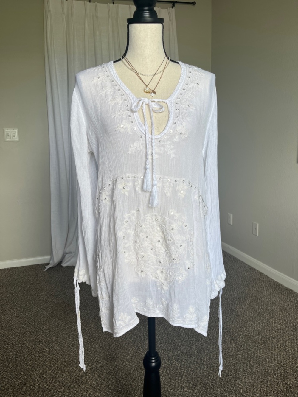 Rachel Zoe Embroidered Beaded Tunic Boho Crochet Tassel Gauze Top Cover Up M